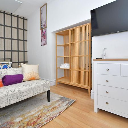 One Battison - Affordable Rooms, Suites & Studios In Stoke On Trent Екстер'єр фото