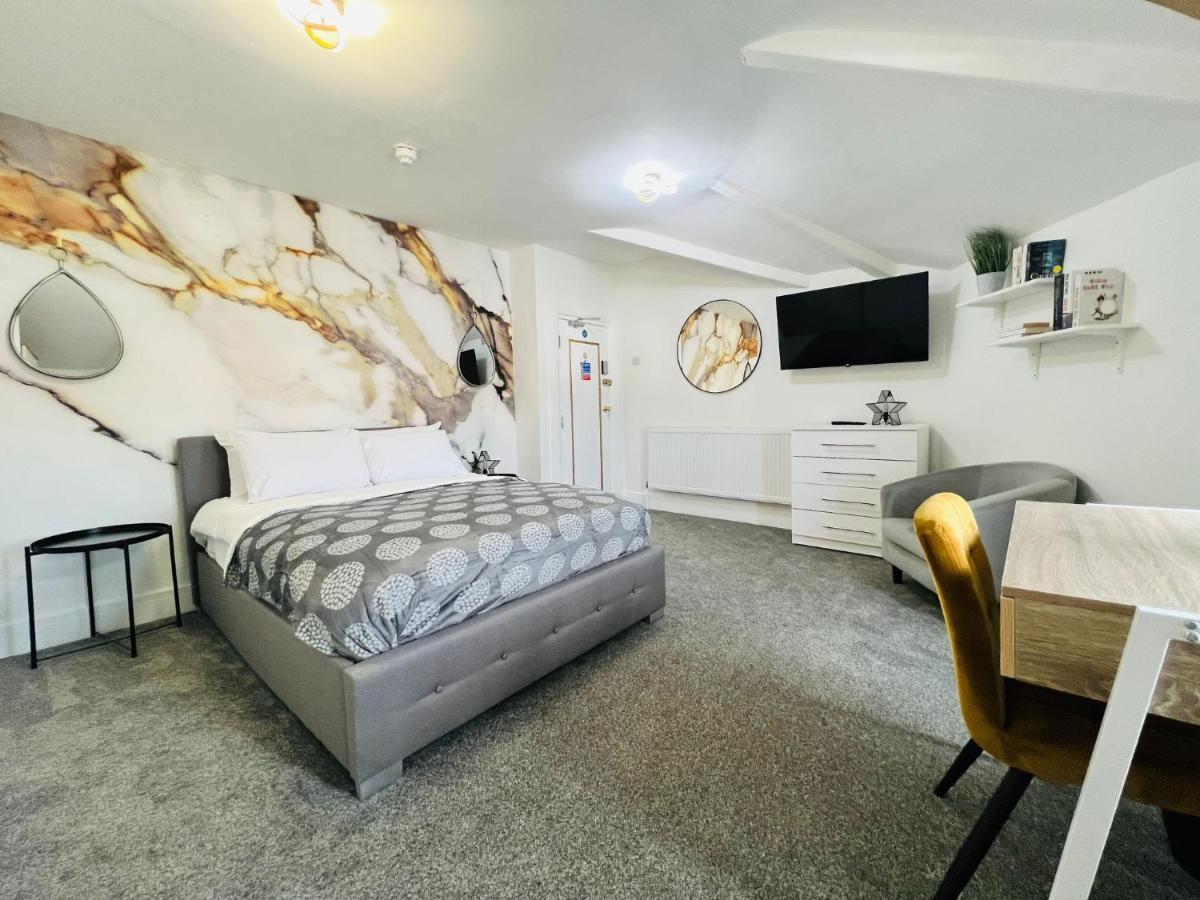 One Battison - Affordable Rooms, Suites & Studios In Stoke On Trent Екстер'єр фото