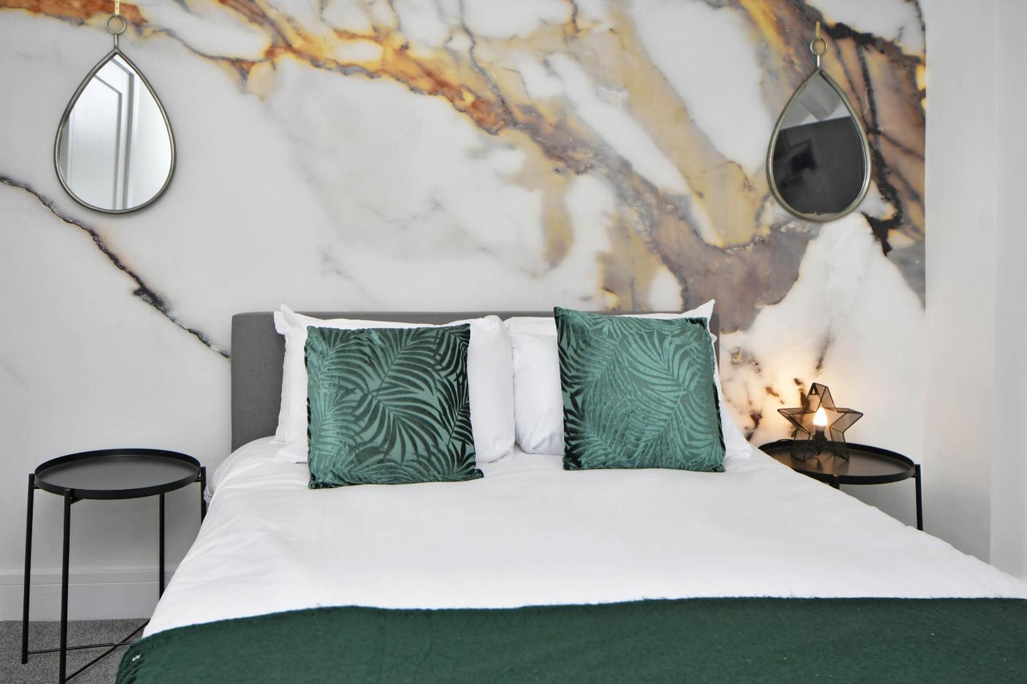 One Battison - Affordable Rooms, Suites & Studios In Stoke On Trent Екстер'єр фото