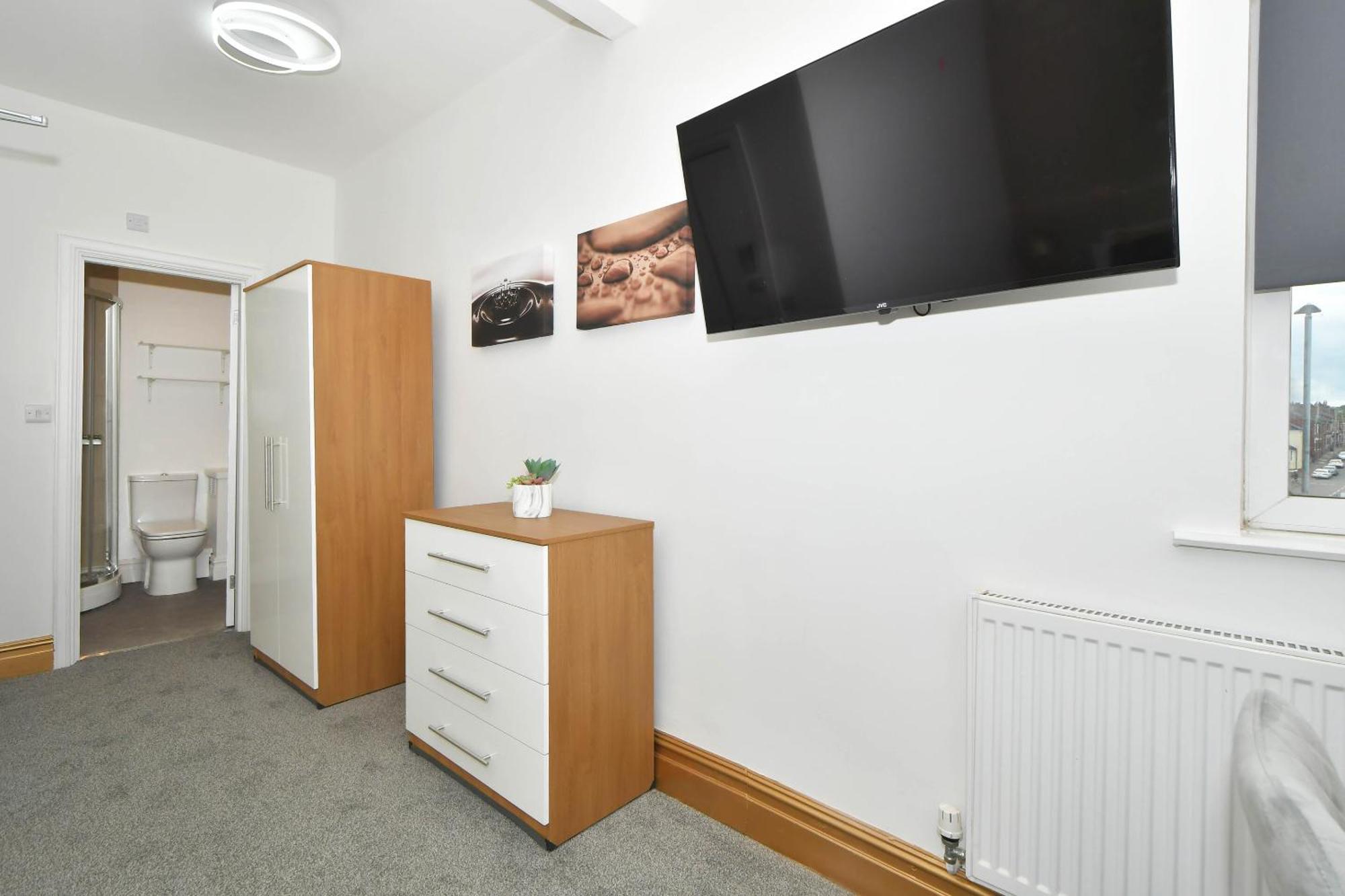 One Battison - Affordable Rooms, Suites & Studios In Stoke On Trent Екстер'єр фото