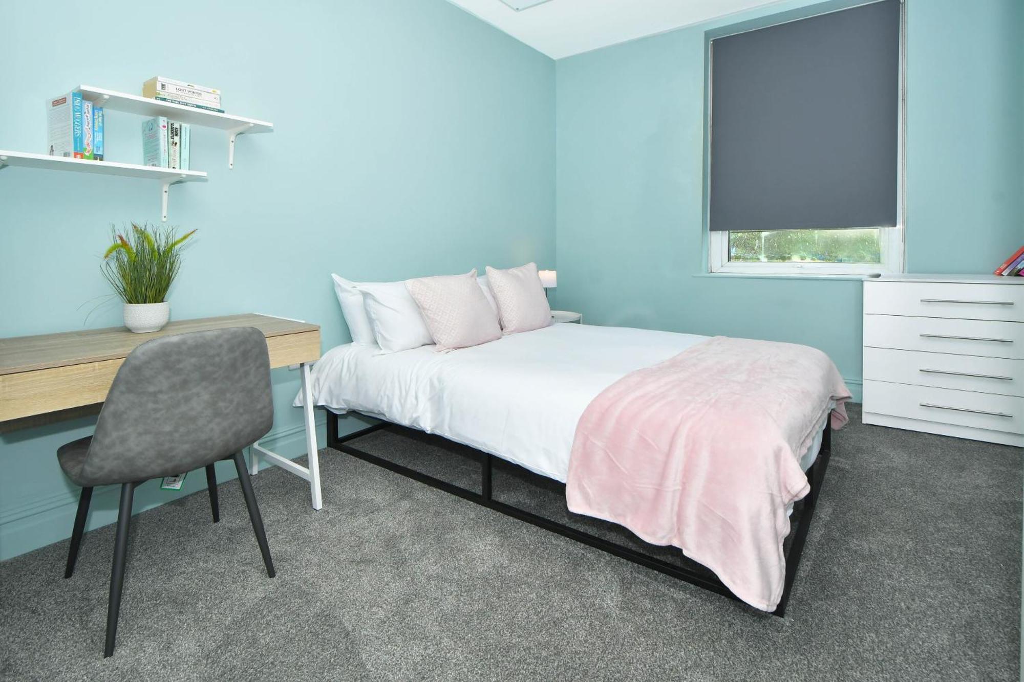 One Battison - Affordable Rooms, Suites & Studios In Stoke On Trent Номер фото
