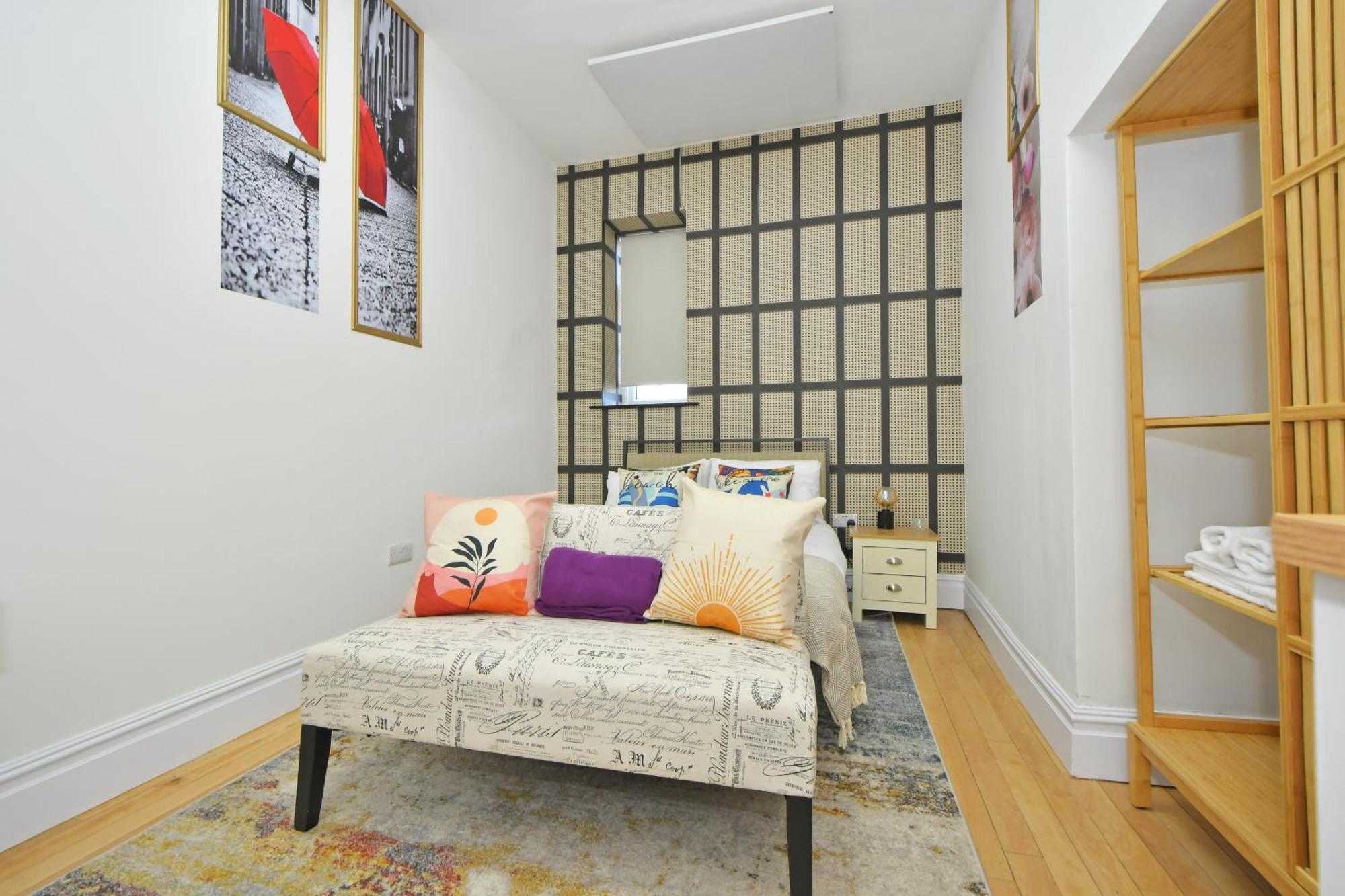One Battison - Affordable Rooms, Suites & Studios In Stoke On Trent Екстер'єр фото